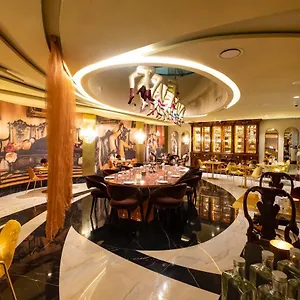 Madalena By The Beautique فندق